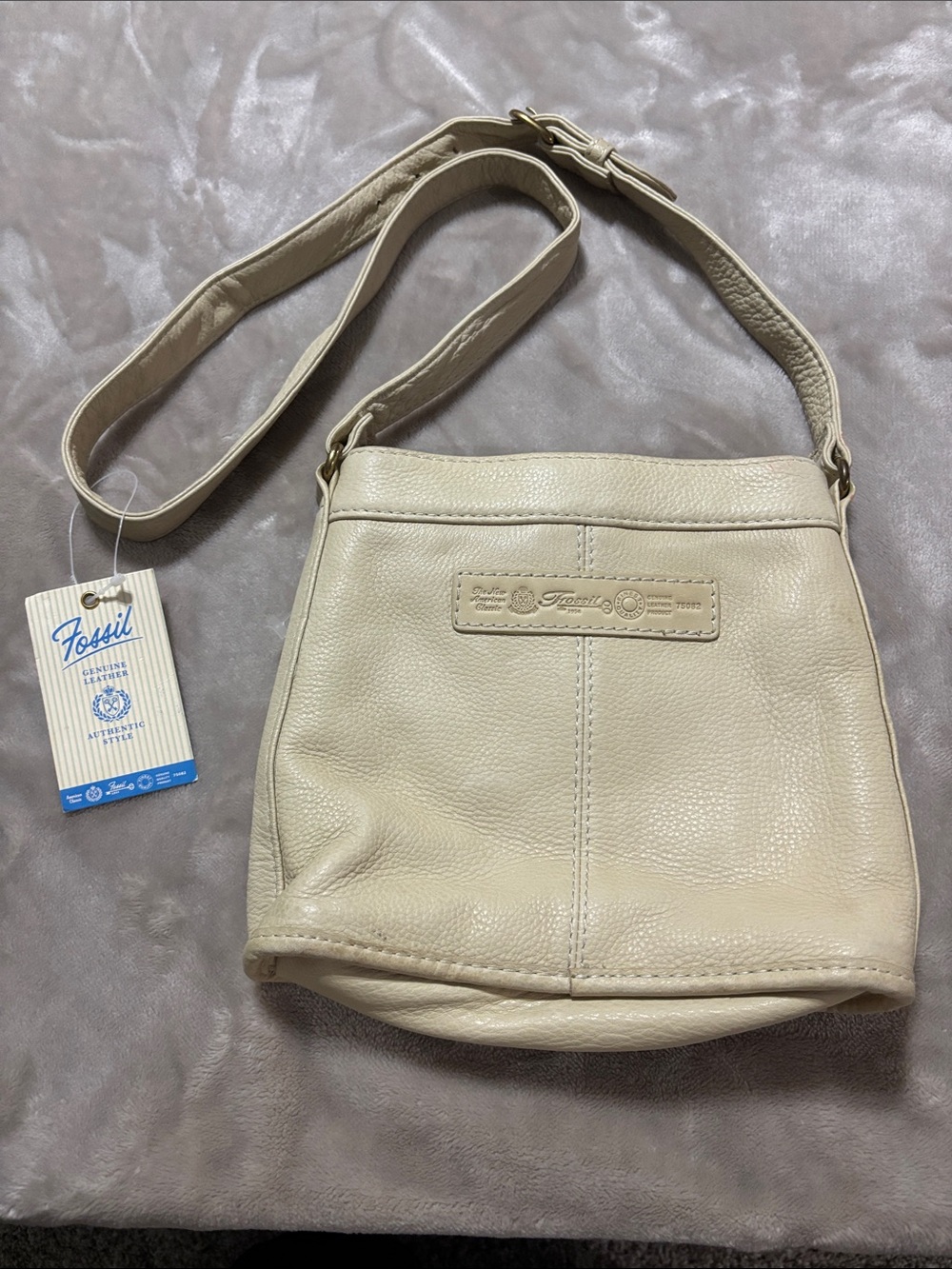 Fossil Cream Pebbled Leather Crossbody Bag